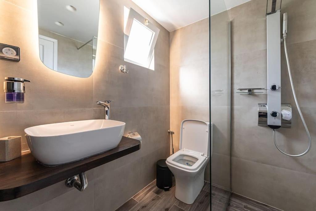 Elegant Fully Equipped Near Centre Appartement